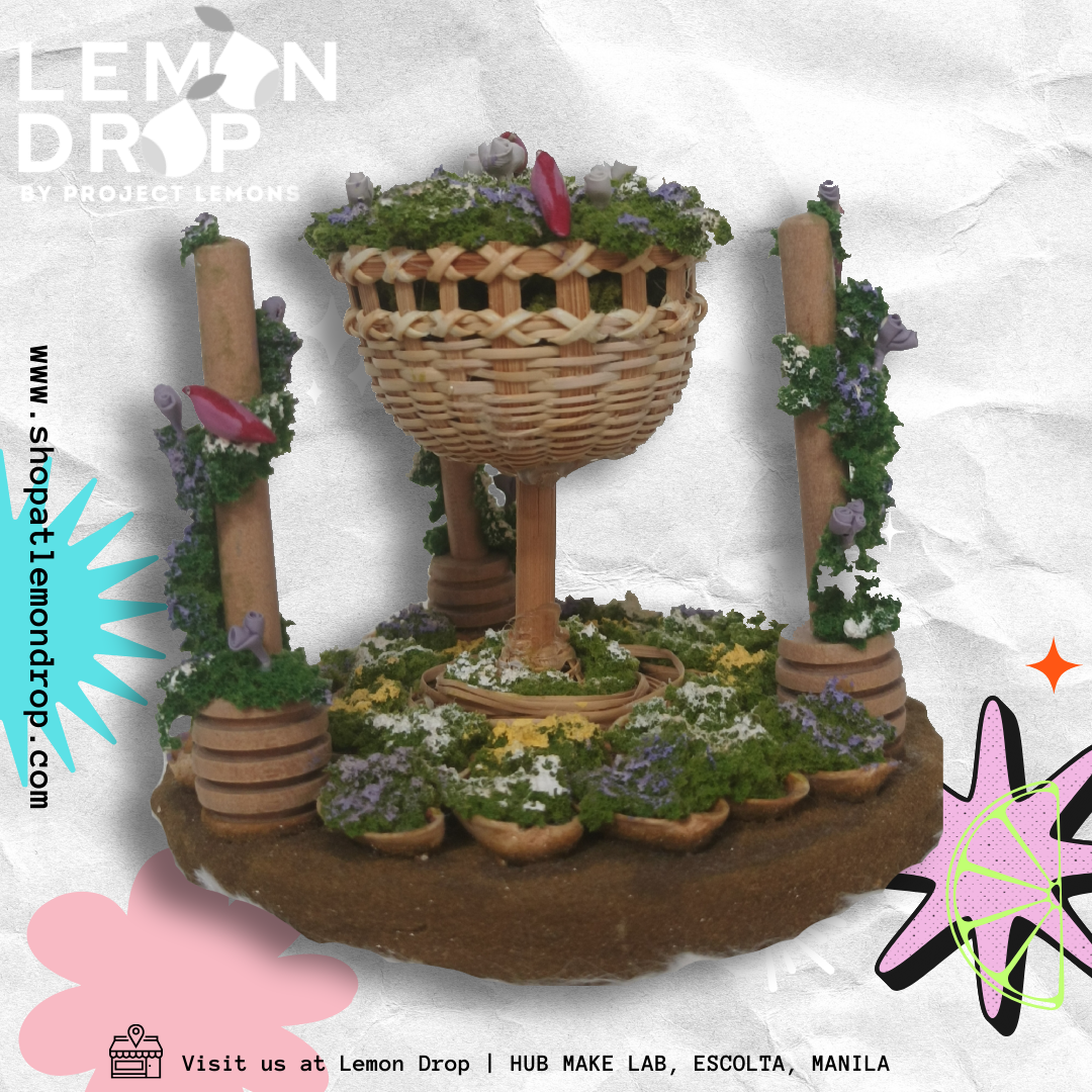 Weaved upcycled garden